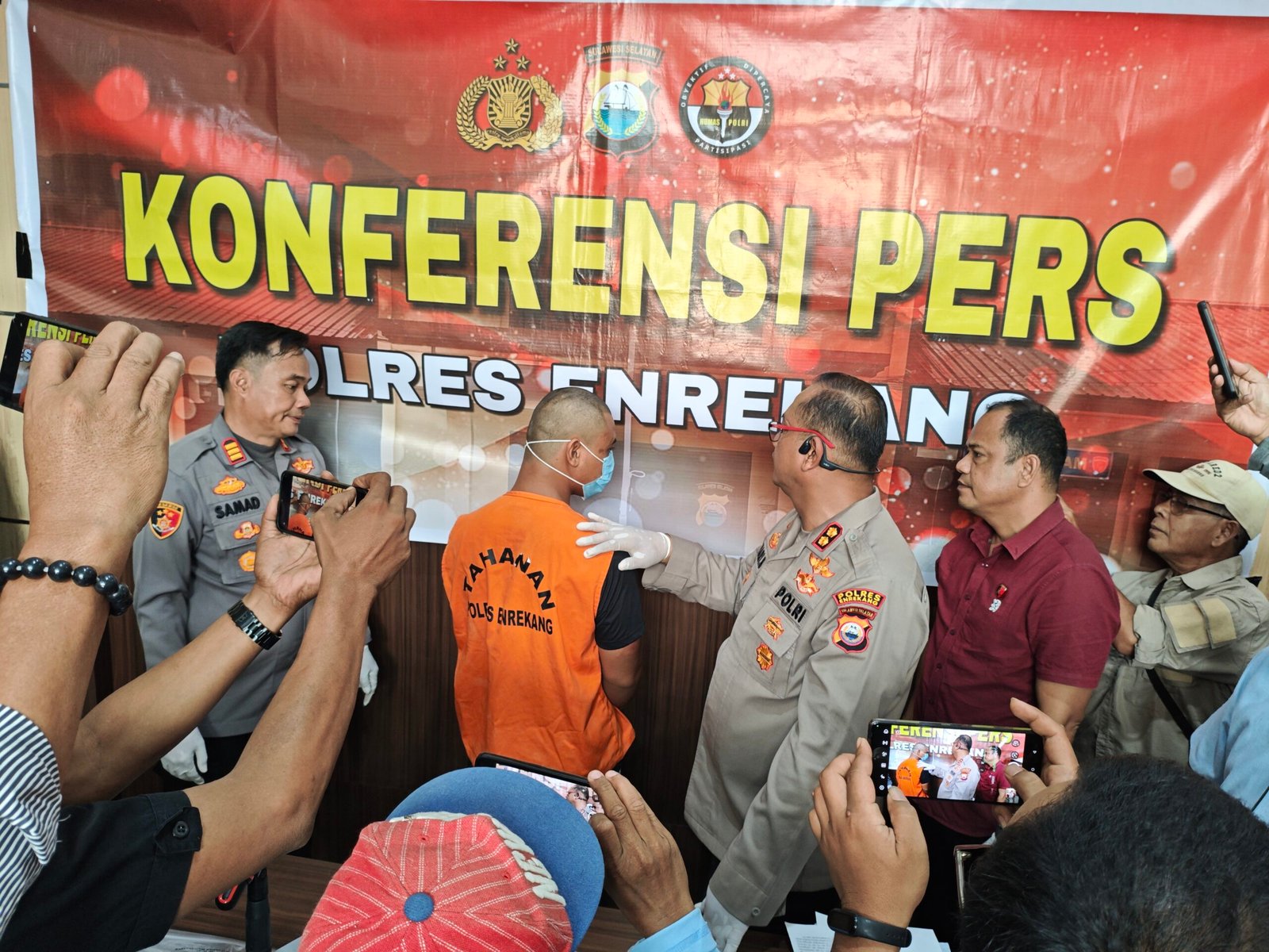 Polres Enrekang Gelar Konferensi Pers Perkara KDRT, Mengakibatkan Korban Meninggal