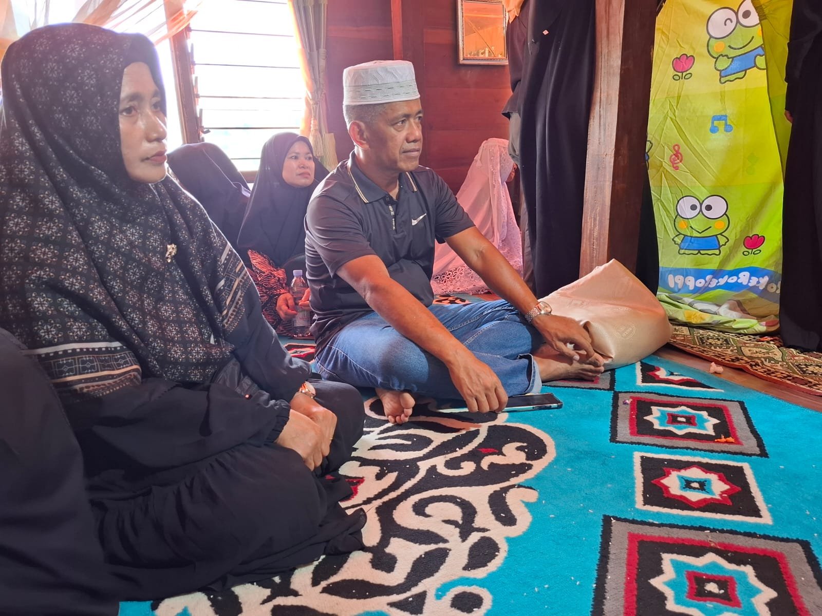 Wakapolres Enrekang Melayat ke Rumah Duka Orang Tua Anggota Polri, Tunjukkan Empati dan Dukungan Moril